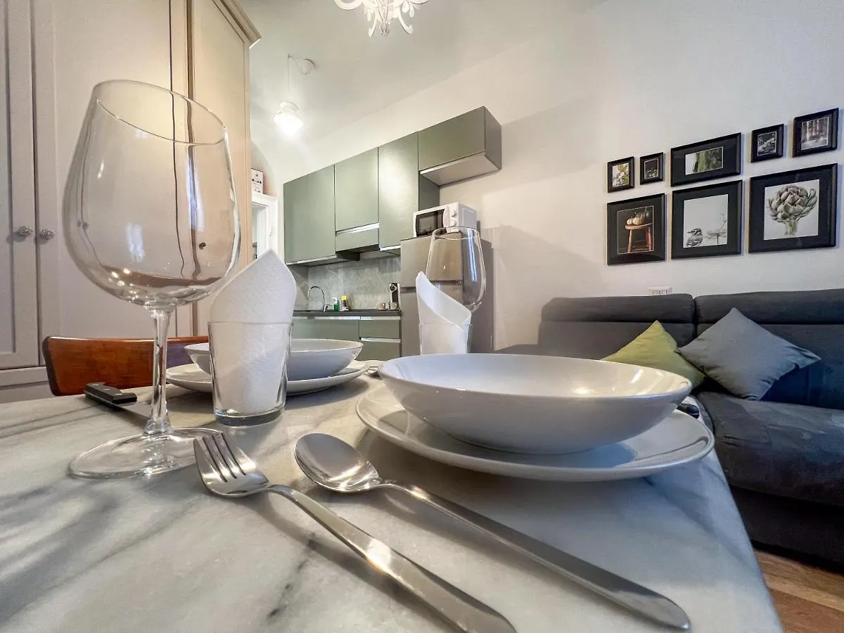 Home Hotel - Monte Nero 29 - Deo Milano